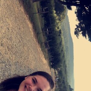 Meet your Posher, Mackenzie